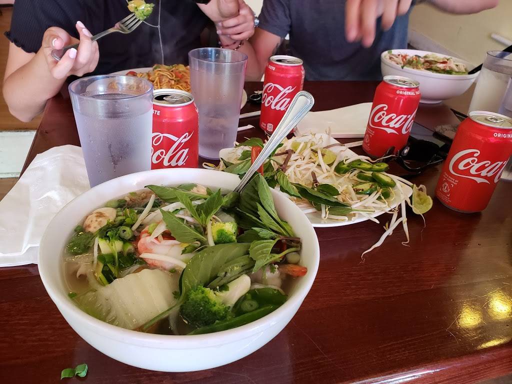 New Saigon Restaurant | restaurant | 985 Bennington St, Boston, MA 02128, USA | 6175616500 OR +1 617-561-6500