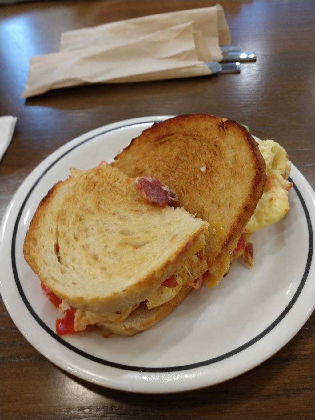 Corner Bakery Cafe | meal delivery | 308 4th Ave S, Nashville, TN 37201, USA | 6152482680 OR +1 615-248-2680