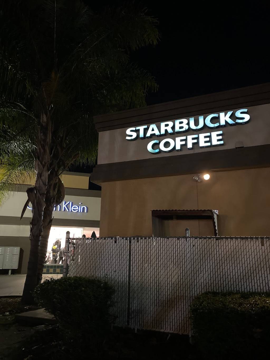 Starbucks | cafe | CANNOT be accessed from Leavesly Road!, 8375 Arroyo Cir, Gilroy, CA 95020, USA | 4088469733 OR +1 408-846-9733