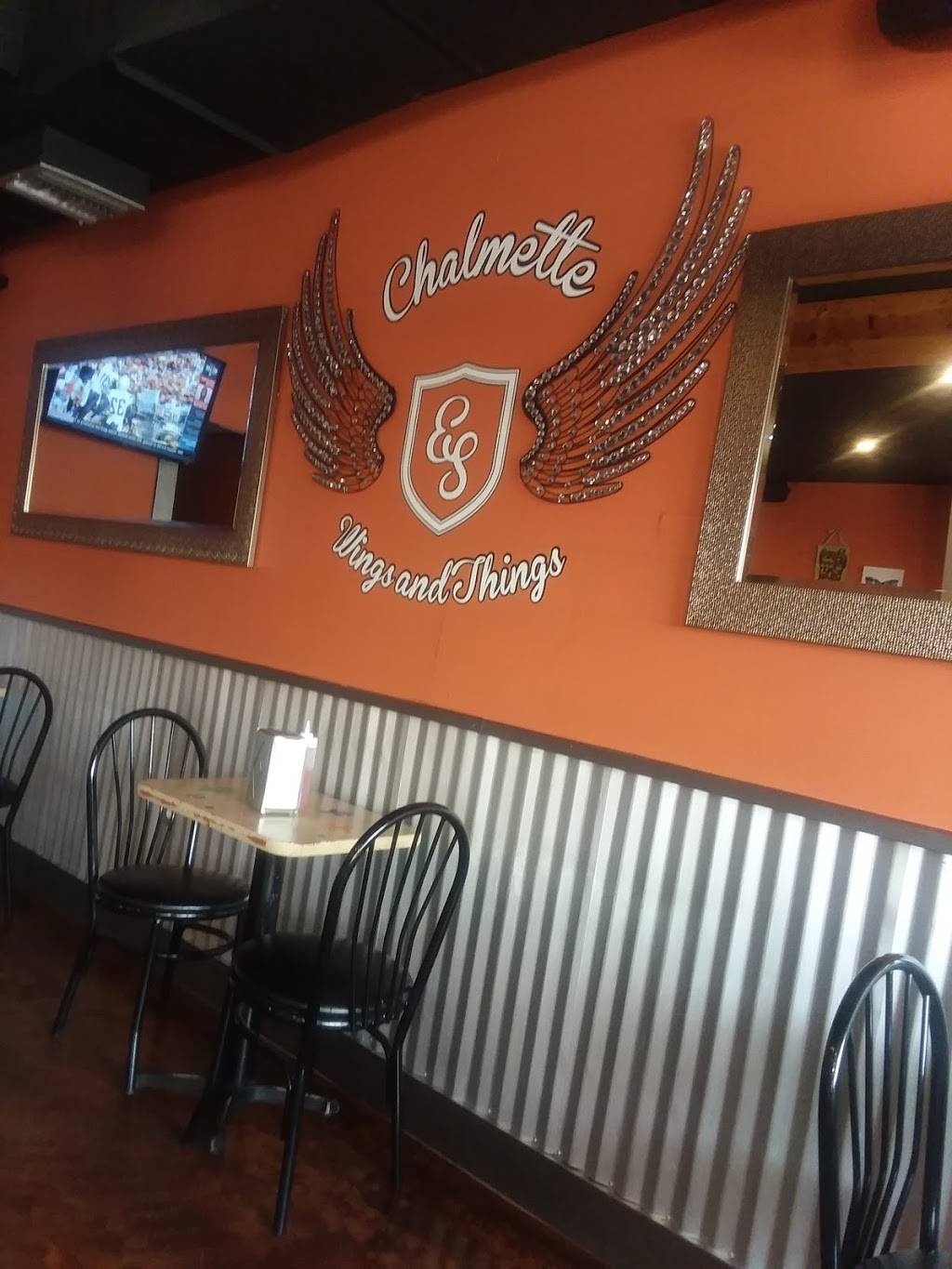 Chalmette Wings and Things | restaurant | 2407 Paris Rd suite a, Chalmette, LA 70043, USA | 5045927494 OR +1 504-592-7494