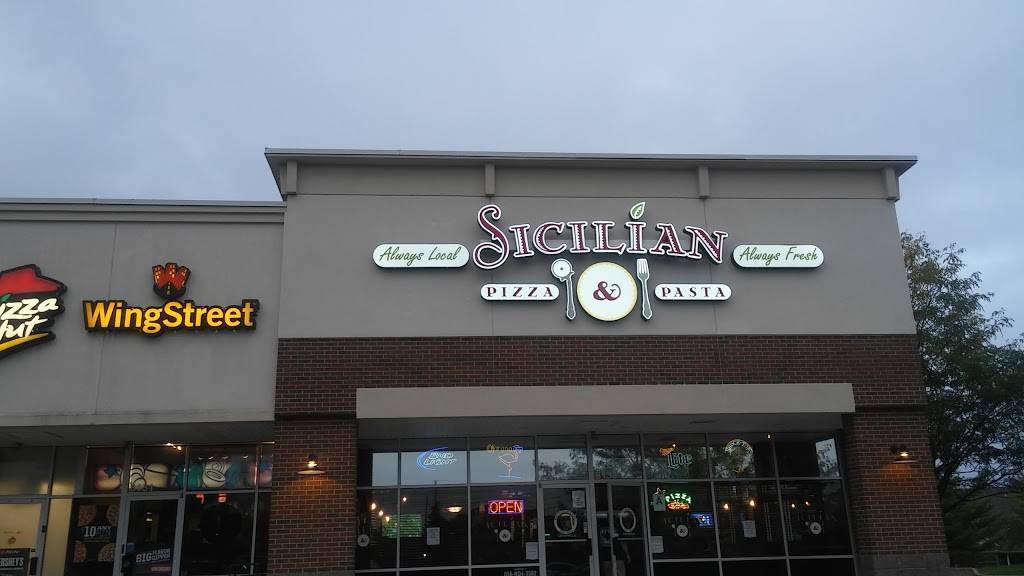 Pizza Hut | restaurant | 8131 Bardstown Rd, Louisville, KY 40291, USA | 5022319090 OR +1 502-231-9090