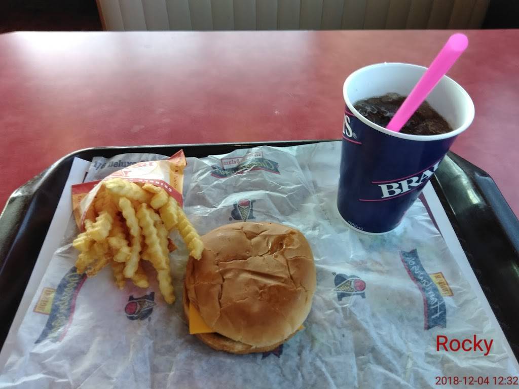 Braums Ice Cream & Burger Restaurant | restaurant | 6601 Camp Bowie Blvd, Fort Worth, TX 76116, USA | 8175709546 OR +1 817-570-9546