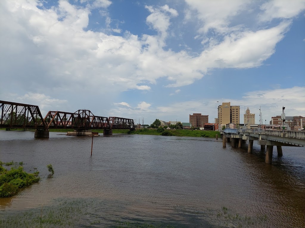 Trapps | restaurant | 113 S Riverfront St, West Monroe, LA 71291, USA | 3188556428 OR +1 318-855-6428