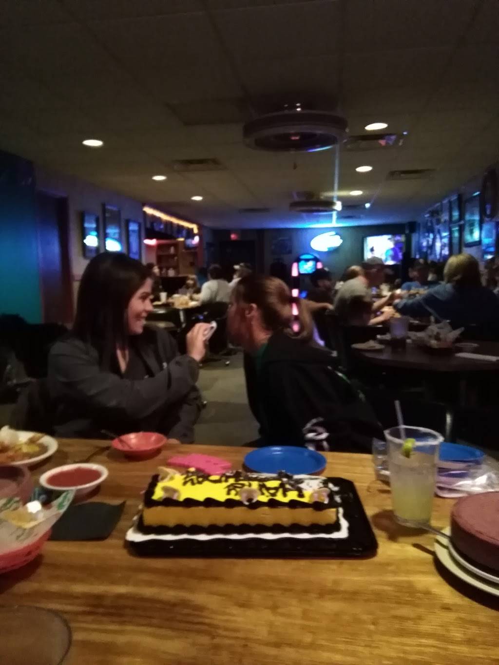 El Royal Restaurant | restaurant | 2330 NE 1st St, Pryor, OK 74361, USA | 9188251531 OR +1 918-825-1531