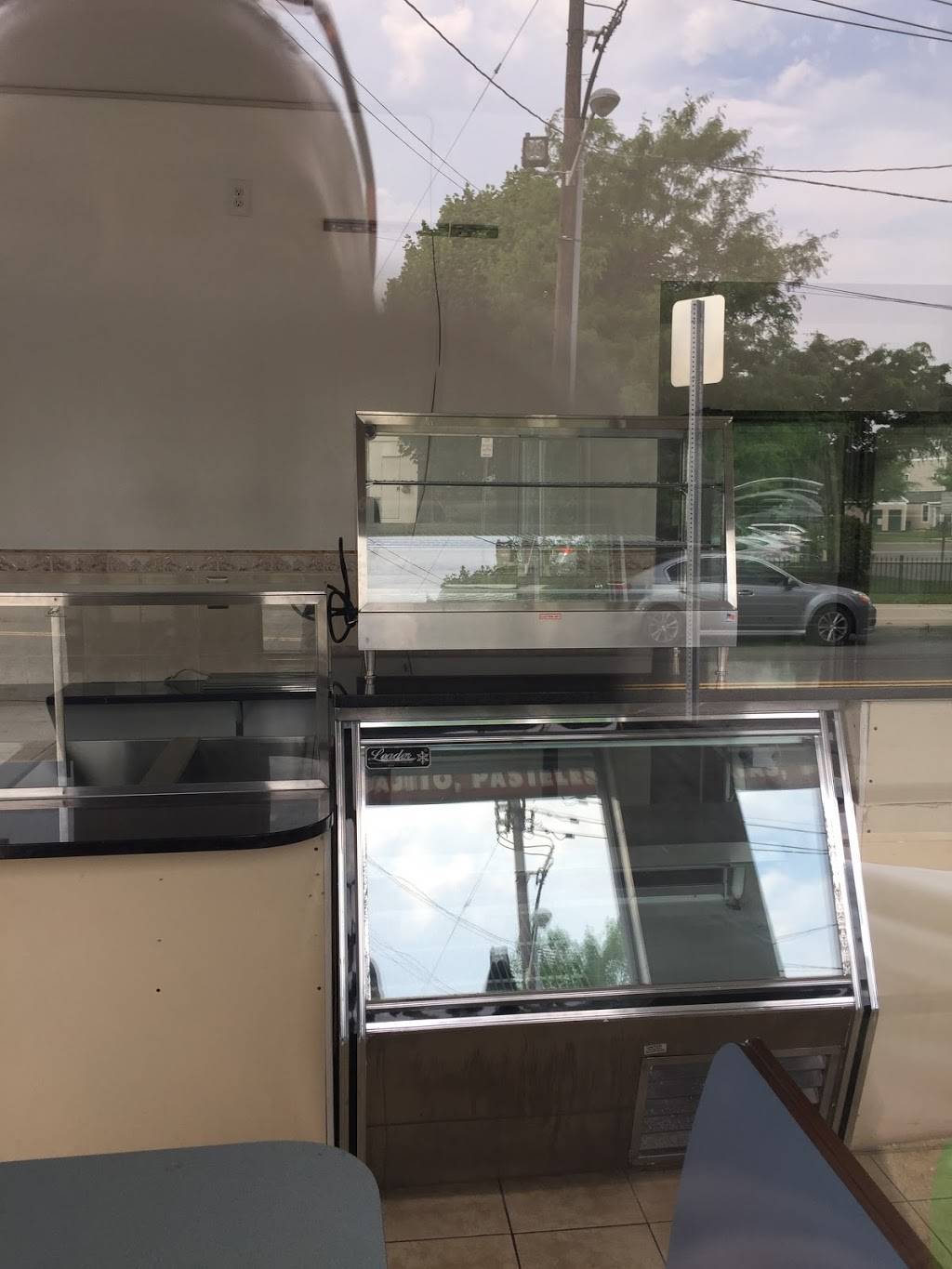 El Boricua Lechonera | restaurant | 213 Pacific Ave, Jersey City, NJ 07304, USA | 2017063291 OR +1 201-706-3291