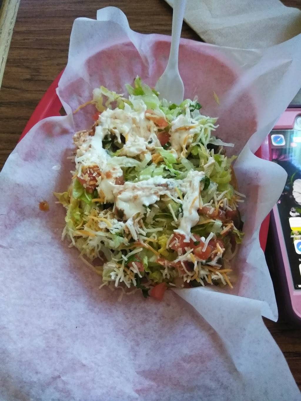 Monicas Tacos | restaurant | 11430 I Ave, Hesperia, CA 92345, USA | 7609475556 OR +1 760-947-5556