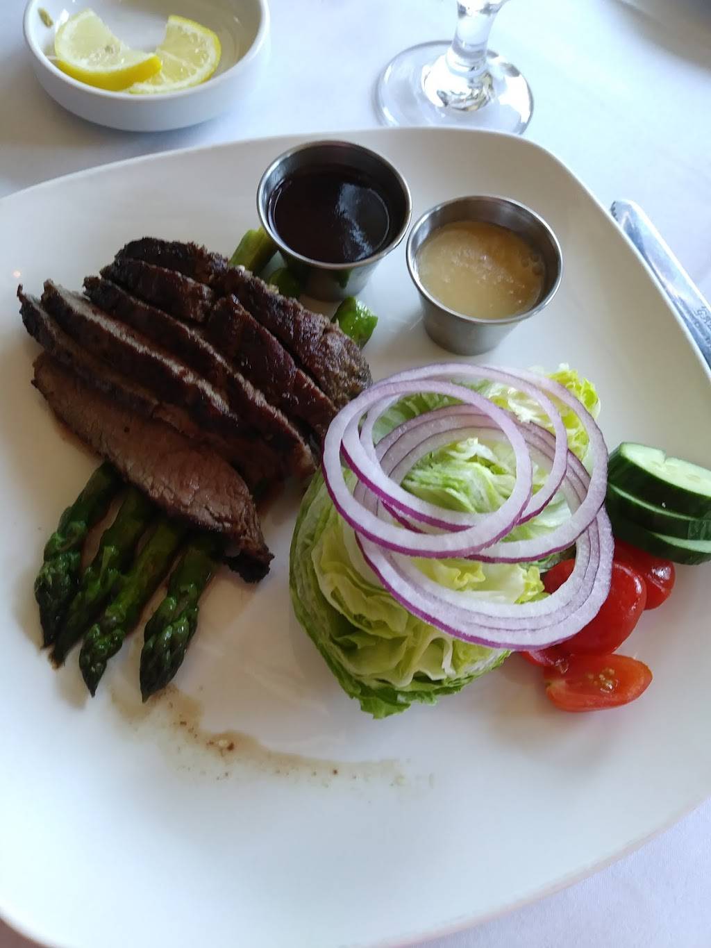 Abby Park | restaurant | 550 Adams St, Milton, MA 02186, USA | 6176968700 OR +1 617-696-8700