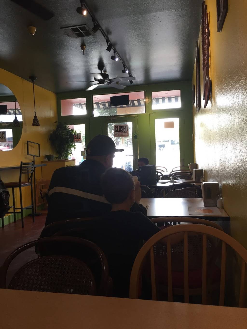 Chelitas Taqueria | restaurant | 1237 Fulton St, Fresno, CA 93721, USA | 5598000022 OR +1 559-800-0022