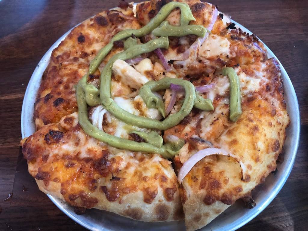 BoomBozz Craft Pizza & Taphouse - East Nashville | restaurant | 1003 Russell St, Nashville, TN 37206, USA | 6155053217 OR +1 615-505-3217