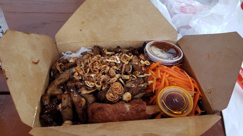 The Bs Kitchen Vietnamese & Asian Cuisine | restaurant | 1075 N Lakeline Blvd #101, Cedar Park, TX 78613, USA | 5128209885 OR +1 512-820-9885