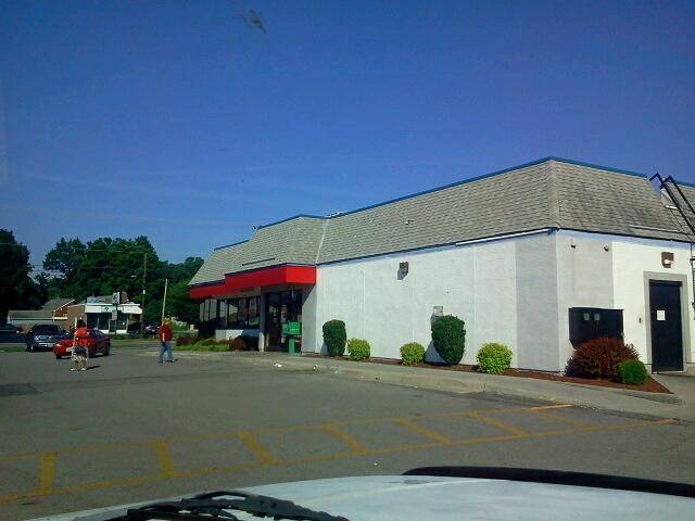 Hardees | restaurant | 4201 Williamson Rd, Roanoke, VA 24012, USA | 5403667366 OR +1 540-366-7366