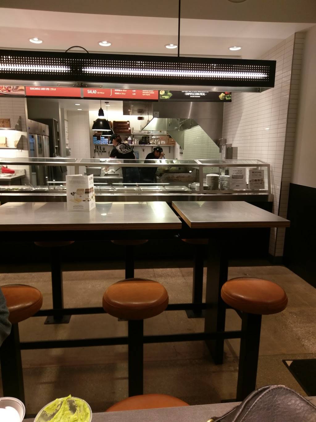 Chipotle Mexican Grill | restaurant | 2383 Sycamore Rd, DeKalb, IL 60115, USA | 8157540379 OR +1 815-754-0379