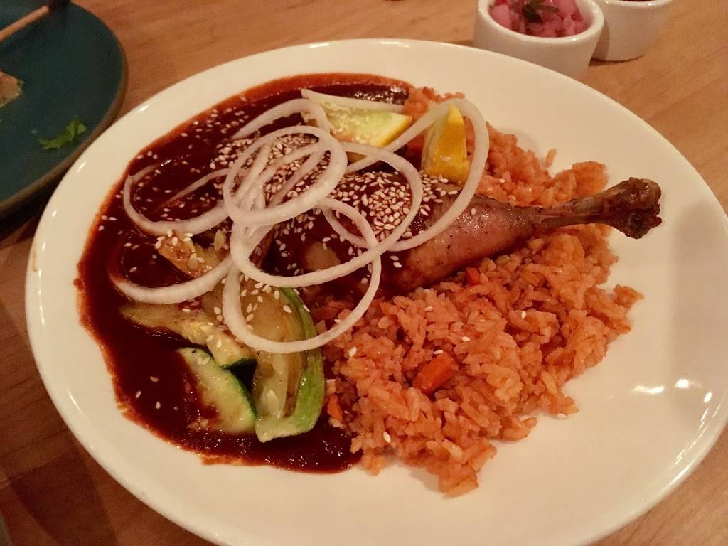 NIDO Kitchen & Bar | restaurant | 444 Oak St, Oakland, CA 94607, USA | 5104446436 OR +1 510-444-6436