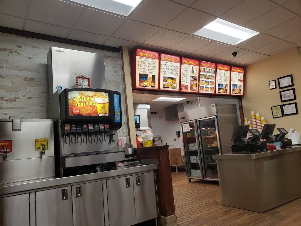 Chicken Express | restaurant | 2021 N Loop 336 W, Conroe, TX 77304, USA | 9364410090 OR +1 936-441-0090