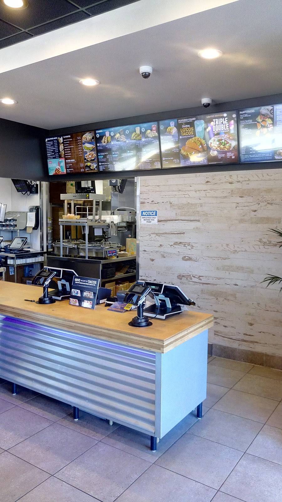 Taco Bell | meal takeaway | 2410 S Western Ave, Chicago, IL 60608, USA | 7734757502 OR +1 773-475-7502