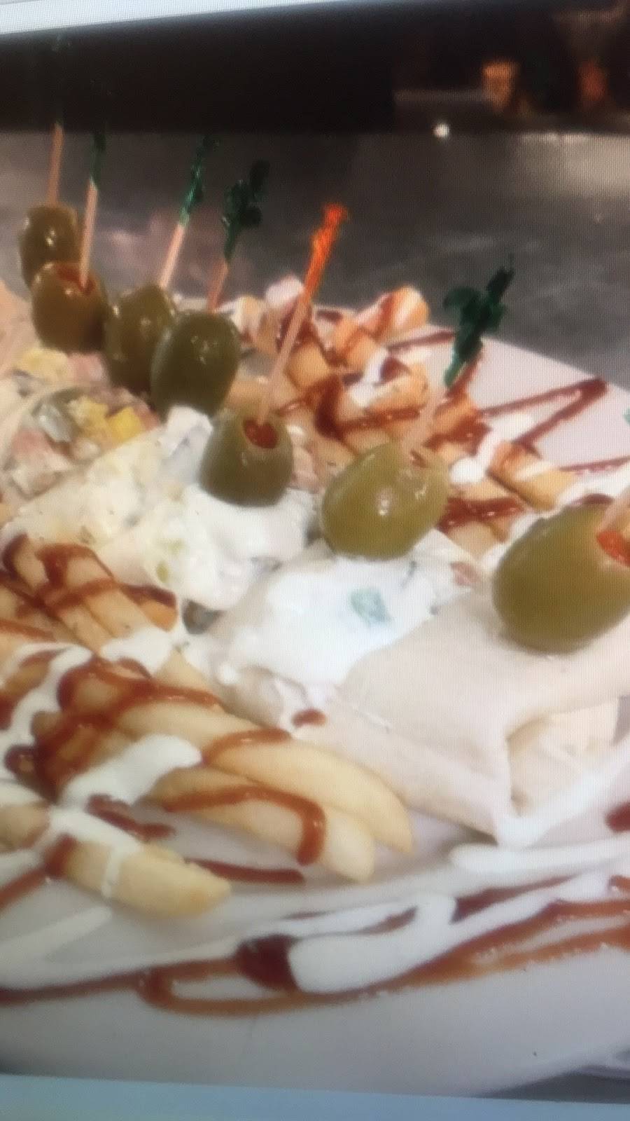 Maxs pizza and grill | restaurant | 2893 N Ridge Rd E, Ashtabula, OH 44004, USA | 4409934444 OR +1 440-993-4444