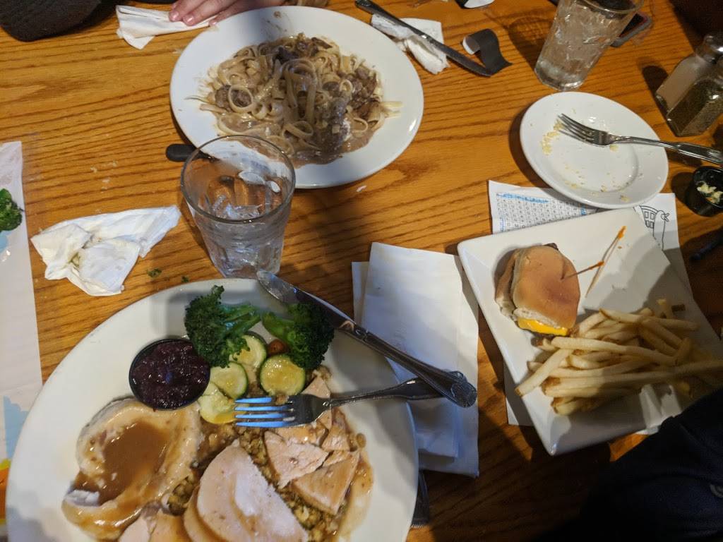 Marie Callenders | restaurant | 185 E Daily Dr, Camarillo, CA 93010, USA | 8059875580 OR +1 805-987-5580