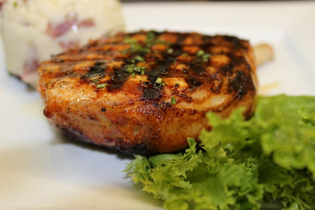 Firewood Grill | restaurant | 1202 E Grand River Ave, Howell, MI 48843, USA | 5176187204 OR +1 517-618-7204