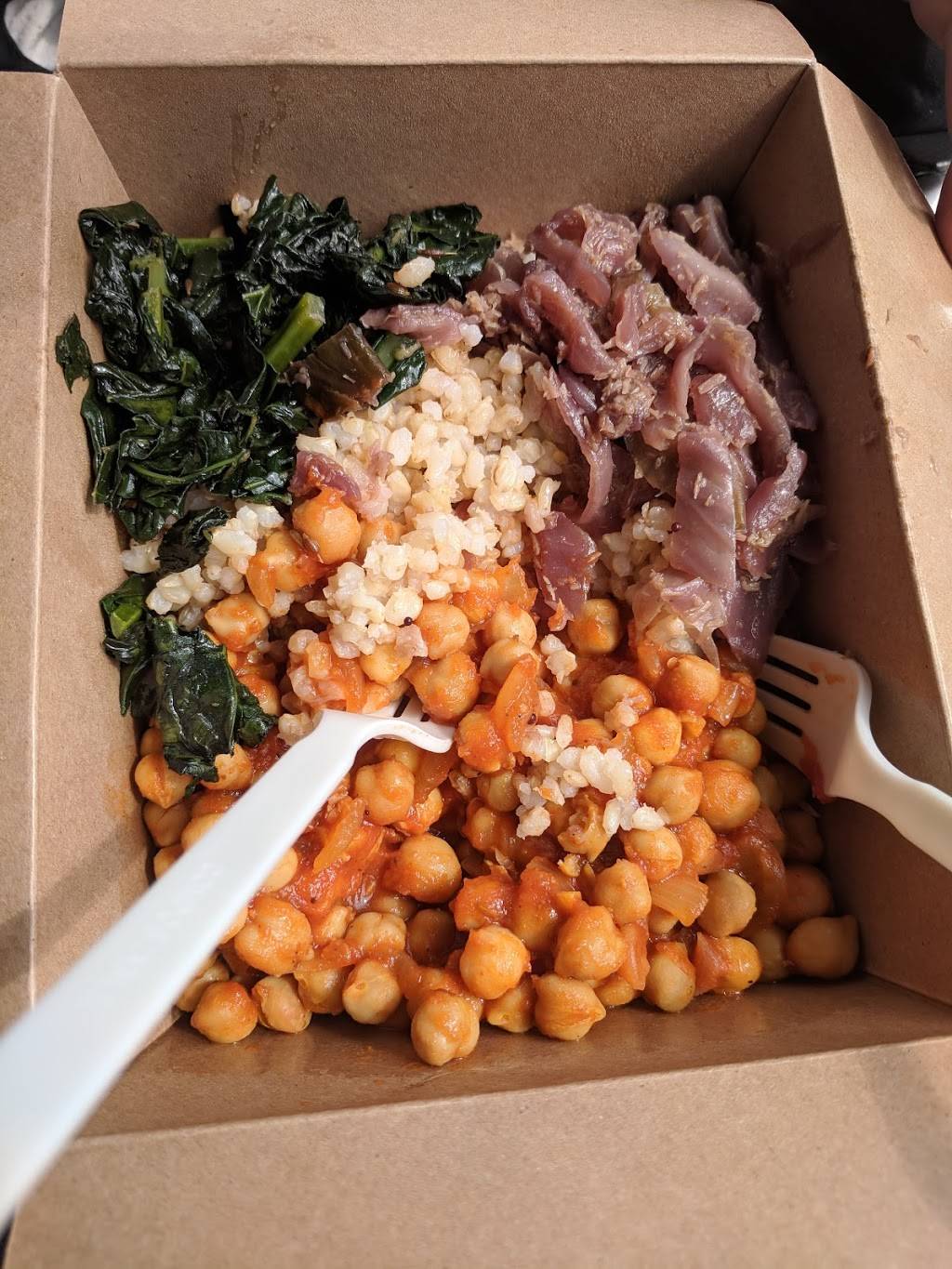 Sweet Peaces Veggie Bistro | restaurant | 300 E 1st St, Flint, MI 48502, USA | 8102884697 OR +1 810-288-4697