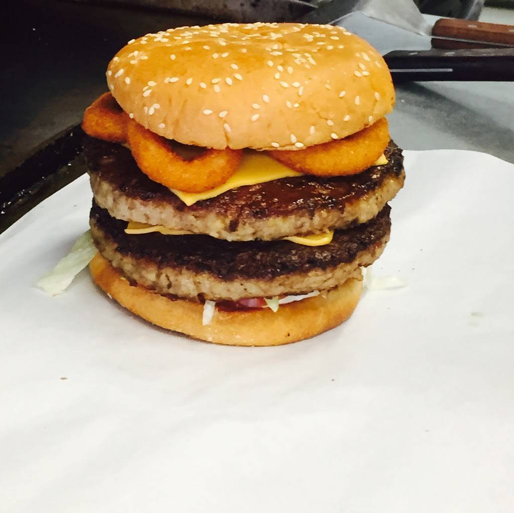 L & E Vienna | restaurant | 5965 W Chicago Ave, Chicago, IL 60651, USA | 3127781061 OR +1 312-778-1061