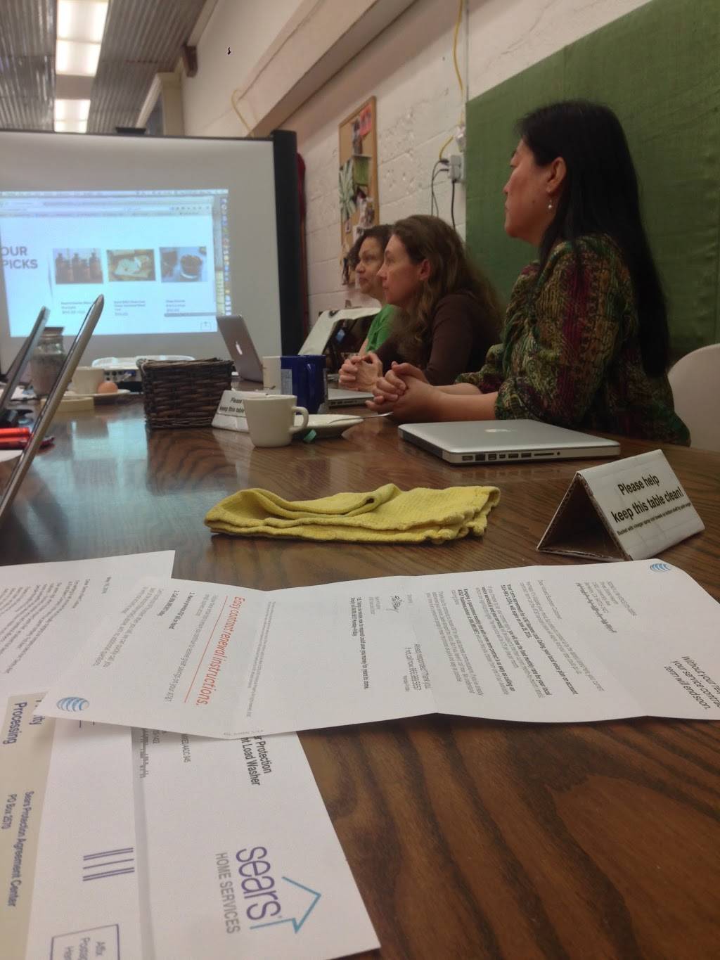 Three Stone Hearth | meal takeaway | 1581 University Ave, Berkeley, CA 94703, USA | 5109811334 OR +1 510-981-1334