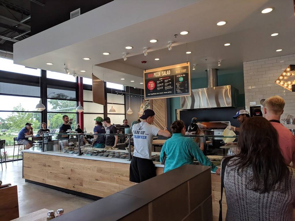 MOD Pizza | restaurant | 160 W Town Square Way #100, Oak Creek, WI 53154, USA | 2623300027 OR +1 262-330-0027