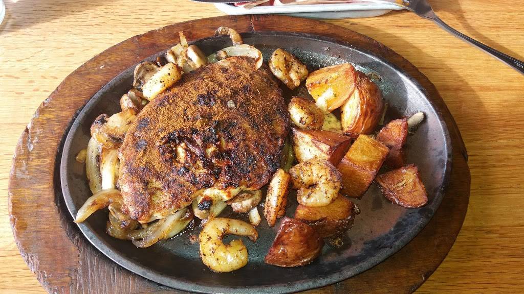 Applebees Grill + Bar | restaurant | 850 Chippewa Town Center Drive, Beaver Falls, PA 15010, USA | 7248472660 OR +1 724-847-2660