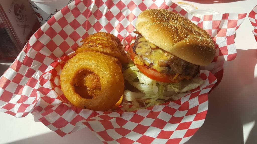 Hungry Harbor Grille | restaurant | 313 Pacific Ave S, Long Beach, WA 98631, USA | 3606425555 OR +1 360-642-5555