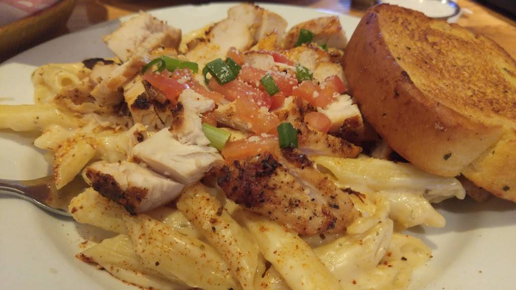 Chilis Grill & Bar | restaurant | 123 Northgate Mall Dr, Chattanooga, TN 37415, USA | 4238774344 OR +1 423-877-4344