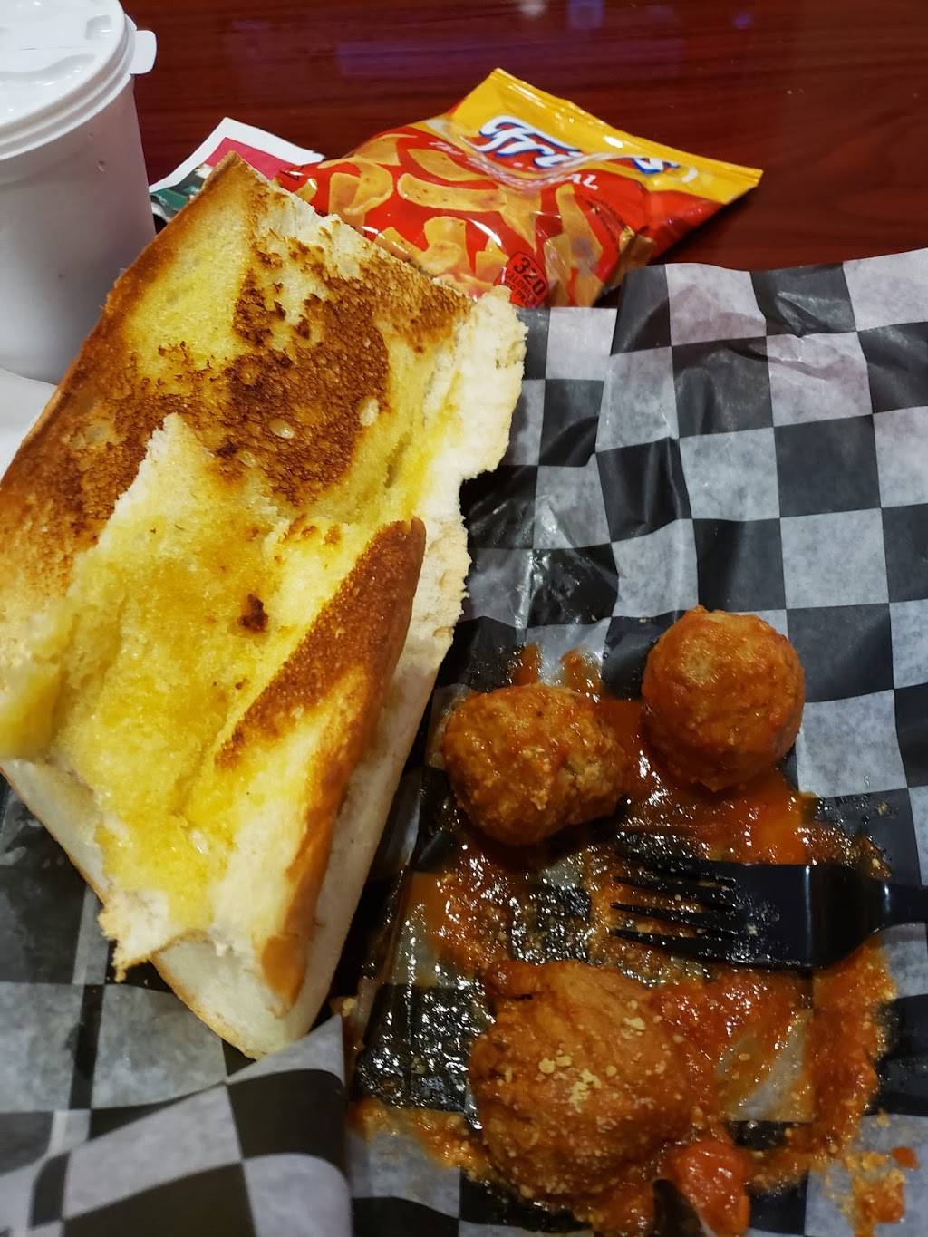 Thunderbird Casino | restaurant | 2051 S Gordon Cooper Dr, Shawnee, OK 74801, USA | 4052732679 OR +1 405-273-2679