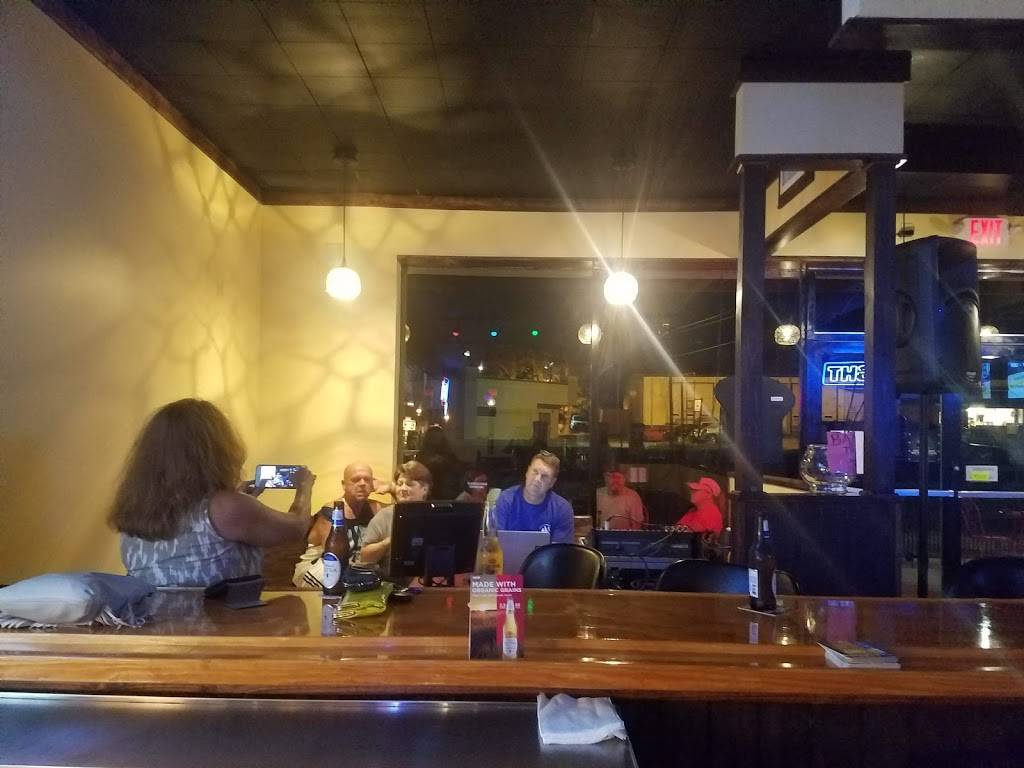 Jeffreys Bistro | restaurant | 46 Third St, Dublin, NC 28332, USA | 9102476256 OR +1 910-247-6256