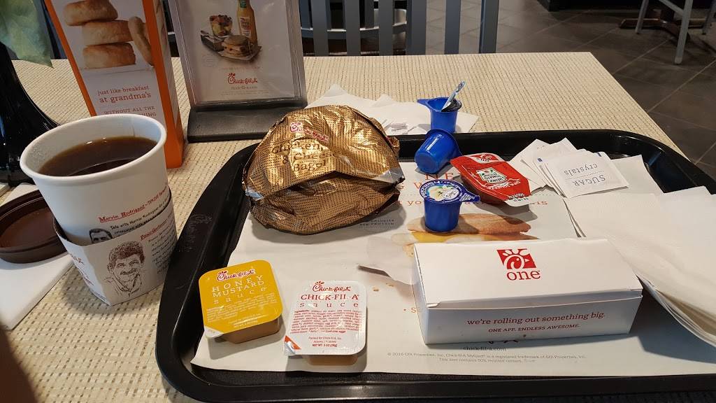 Chick-fil-A | restaurant | 1770 S Robert St, West St Paul, MN 55118, USA | 6514572991 OR +1 651-457-2991