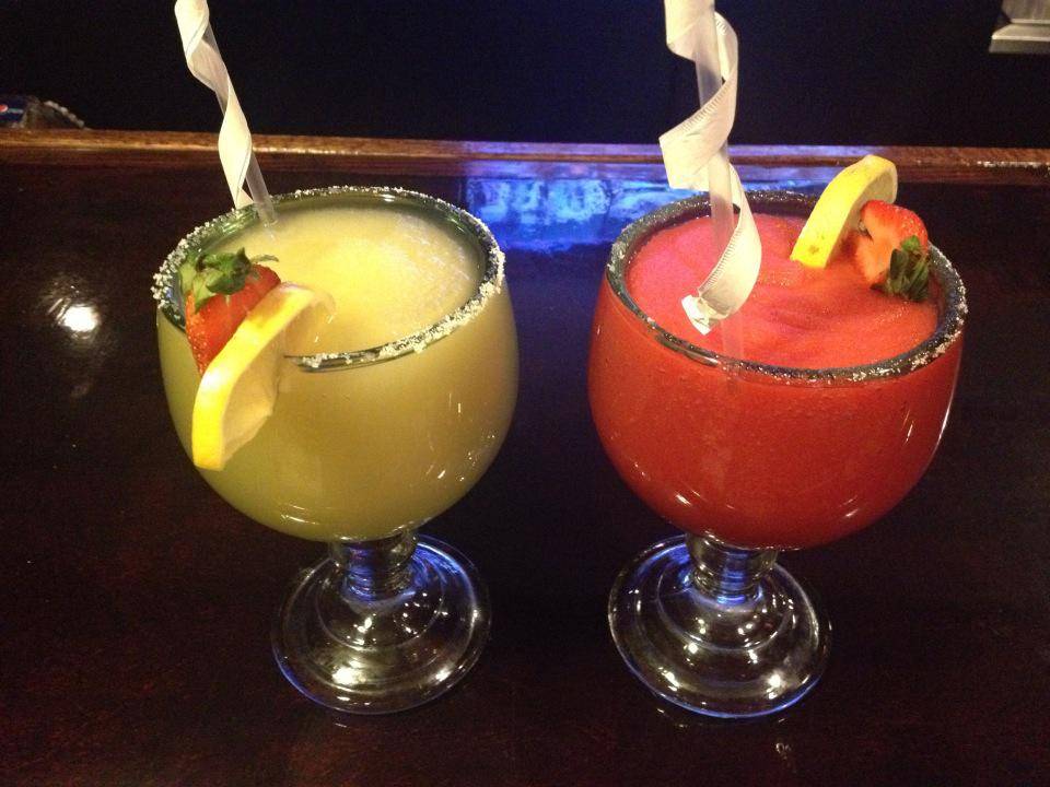 La Cascada Mexican Restaurant | restaurant | 212 W Main St, Gas City, IN 46933, USA | 7655734831 OR +1 765-573-4831