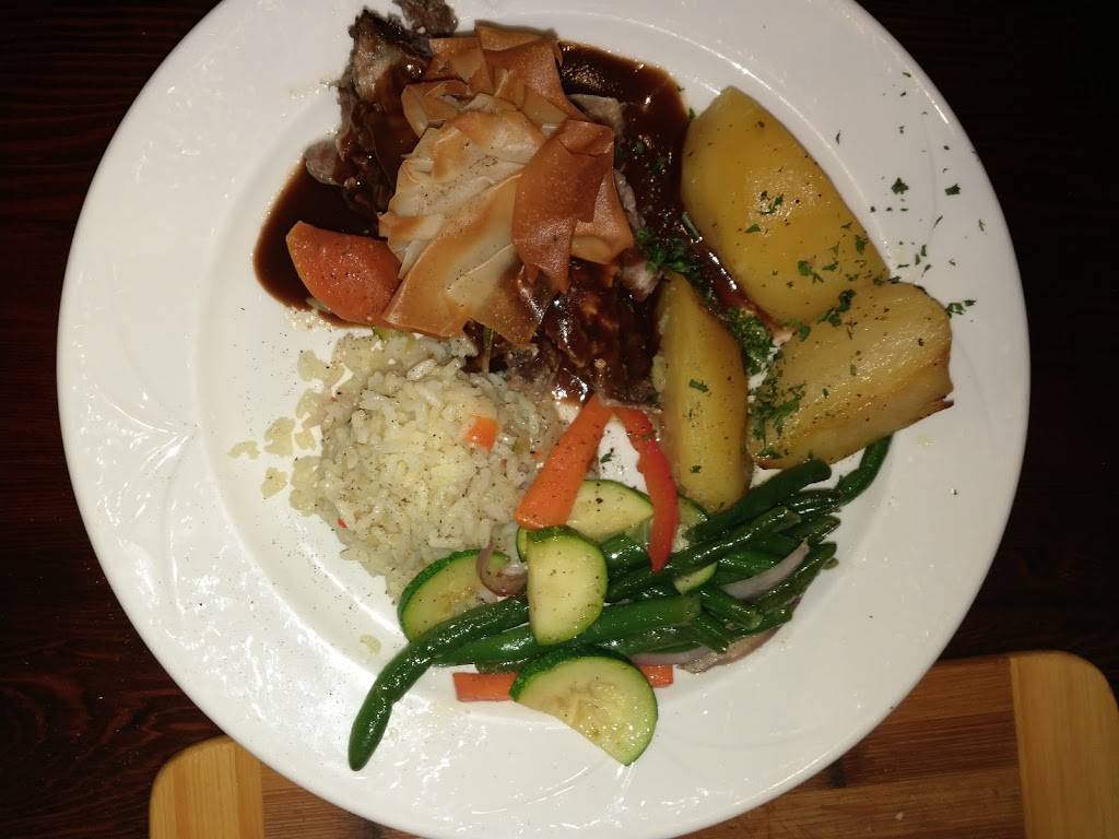 Koutouki Greek Cuisine | restaurant | 5745 Ferry St, Niagara Falls, ON L2G 1S8, Canada | 9053546776 OR +1 905-354-6776