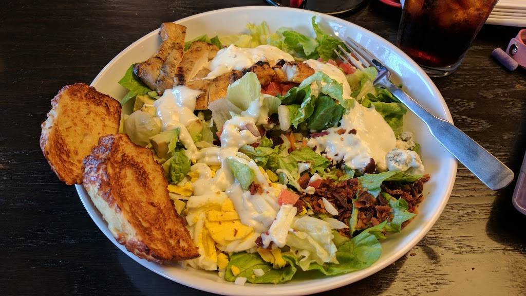 Red Robin Gourmet Burgers and Brews | restaurant | 2605 S Oneida St #100, Green Bay, WI 54304, USA | 9204999260 OR +1 920-499-9260