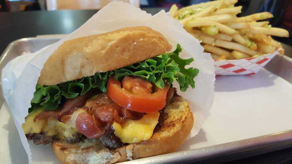 Trueburger | restaurant | 146 Grand Ave, Oakland, CA 94612, USA | 5102085678 OR +1 510-208-5678
