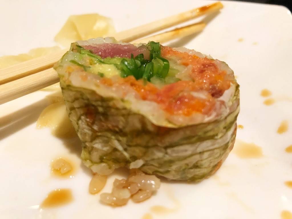 Taki Sushi | restaurant | 420 E Bayaud Ave, Denver, CO 80209, USA | 3032820111 OR +1 303-282-0111