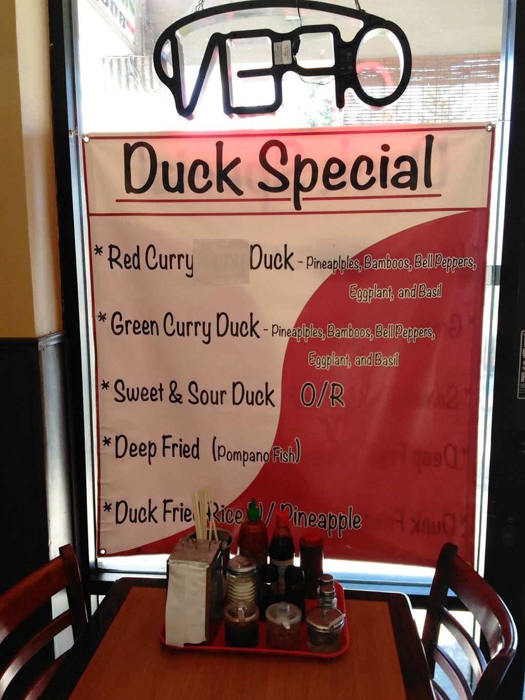 Houa Khong 2 | restaurant | 3518 G St, Merced, CA 95340, USA | 2097232308 OR +1 209-723-2308