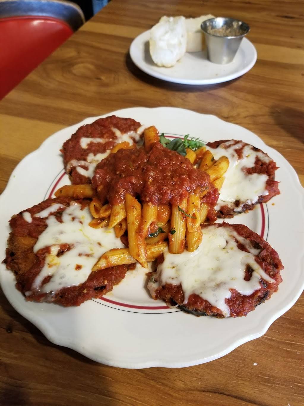 Giorgios Restaurant | restaurant | 25 Grant Ave, Healdsburg, CA 95448, USA | 7074331106 OR +1 707-433-1106