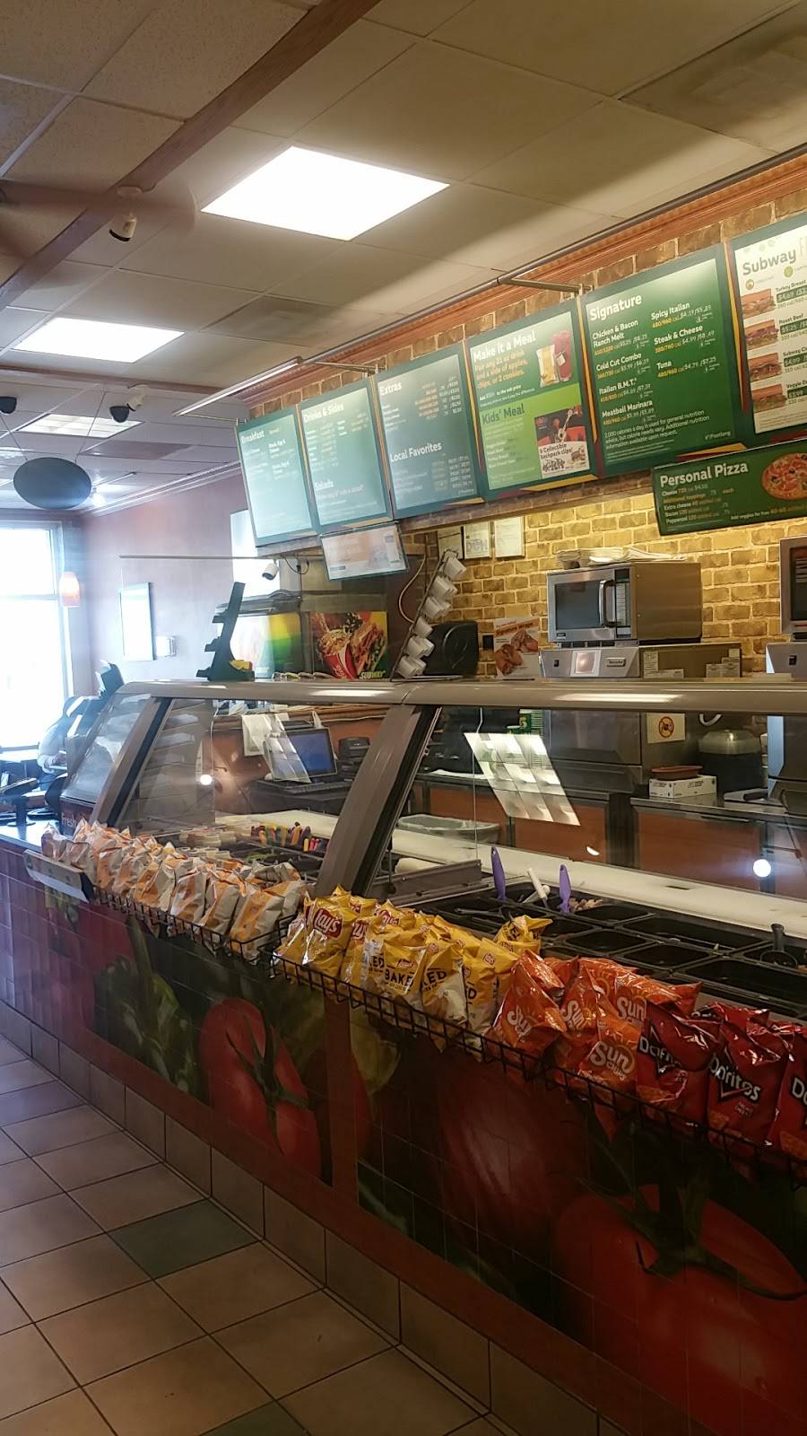 Subway Restaurants | restaurant | 1551 Alabama Ave SE, Washington, DC 20020, USA | 2026781690 OR +1 202-678-1690
