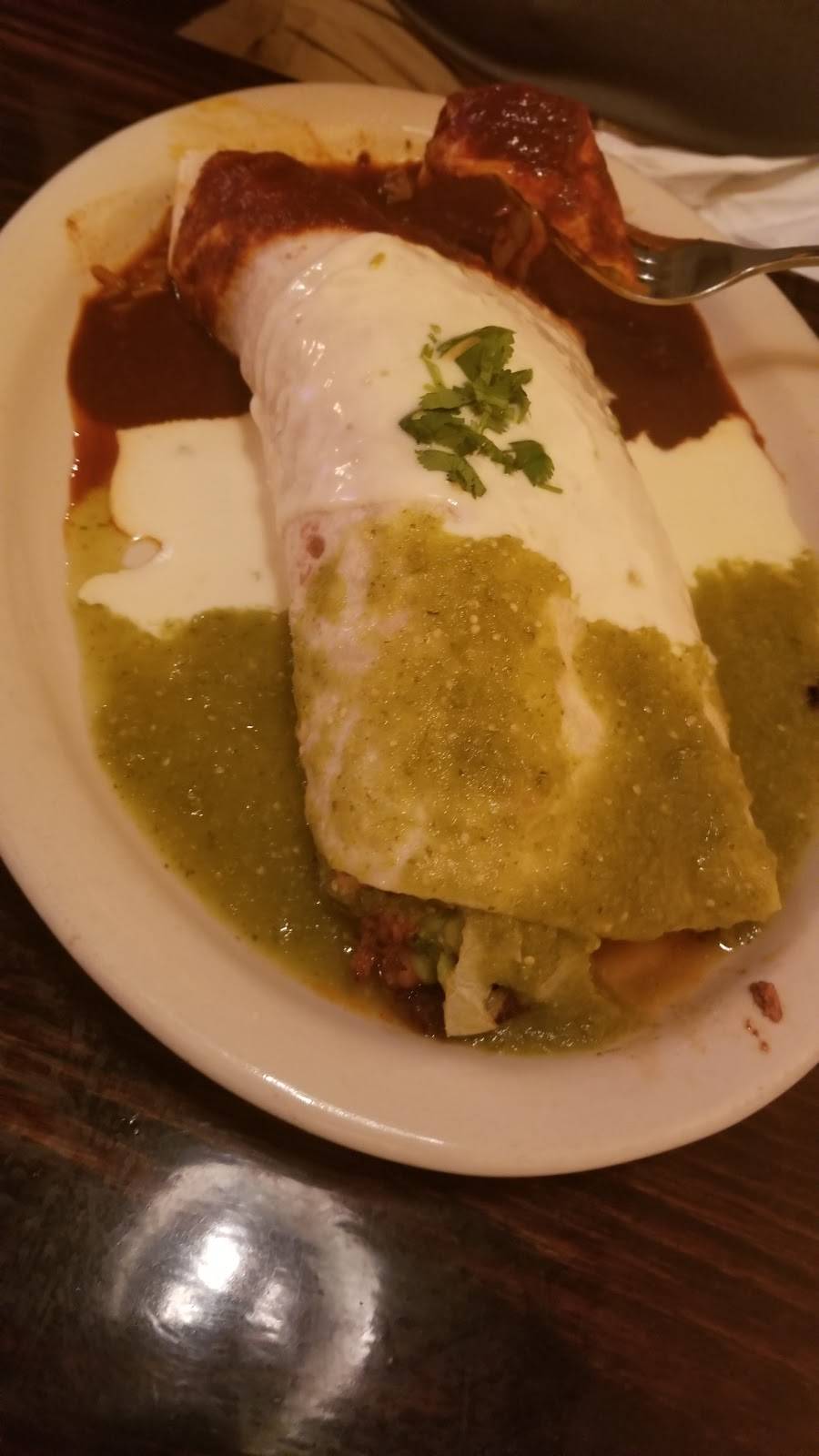 Los Agaves Grill | restaurant | 5965 W Broadway, McCordsville, IN 46055, USA | 3175894777 OR +1 317-589-4777