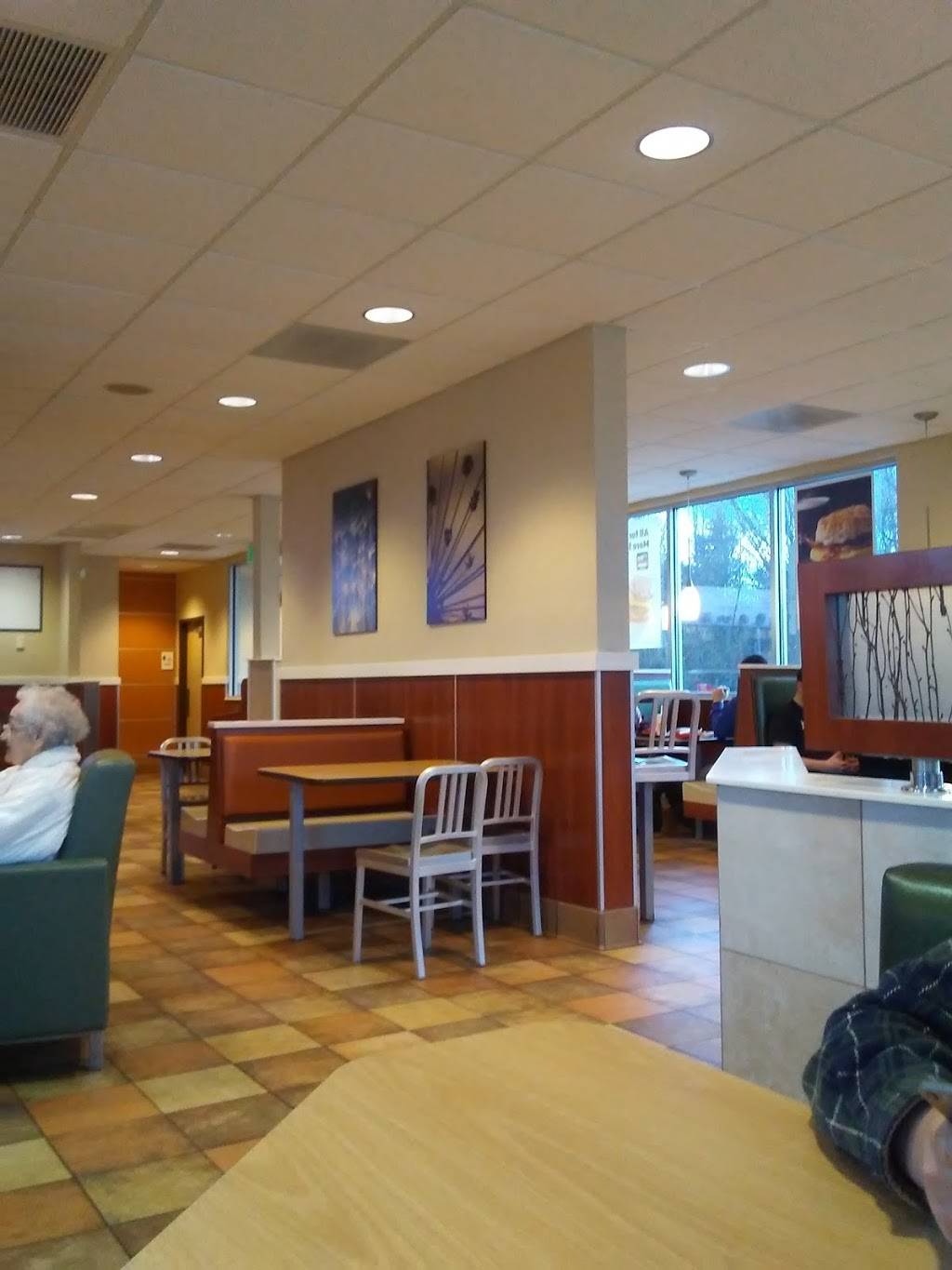 McDonalds | cafe | 2111 Churchville Rd, Bel Air, MD 21015, USA | 4108362105 OR +1 410-836-2105