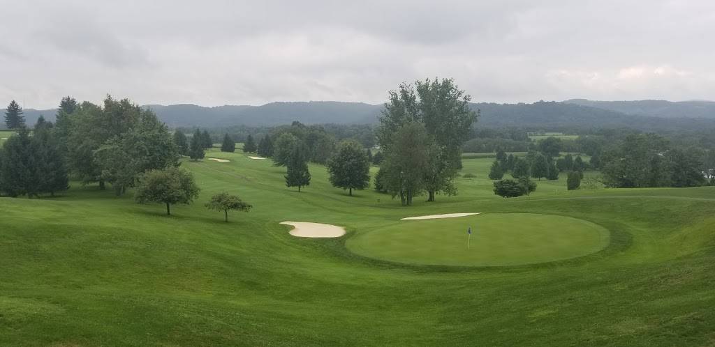 Lenape Heights Golf Resort | restaurant | 950 Golf Course Rd, Ford City, PA 16226, USA | 7247632201 OR +1 724-763-2201