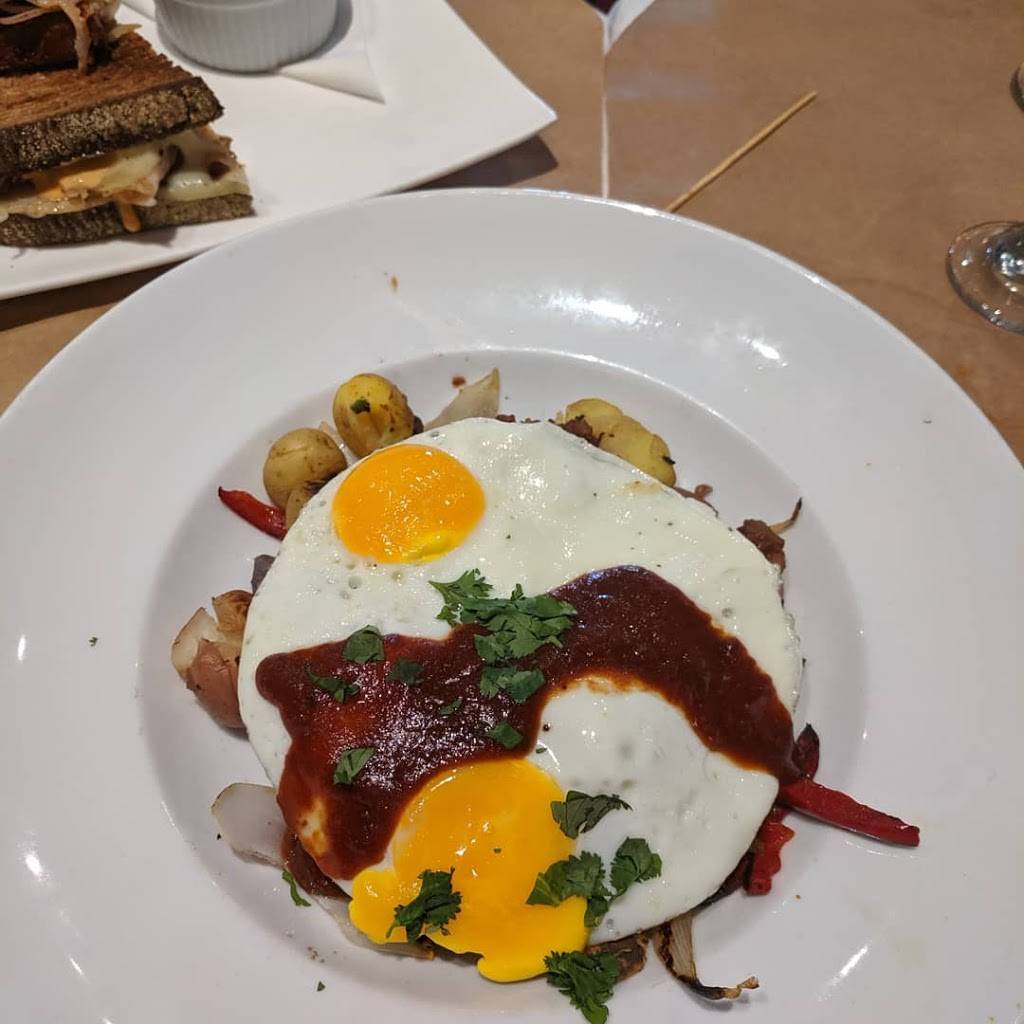 The Chalkboard Restaurant | restaurant | 1324 S Main St, Tulsa, OK 74119, USA | 9185821964 OR +1 918-582-1964