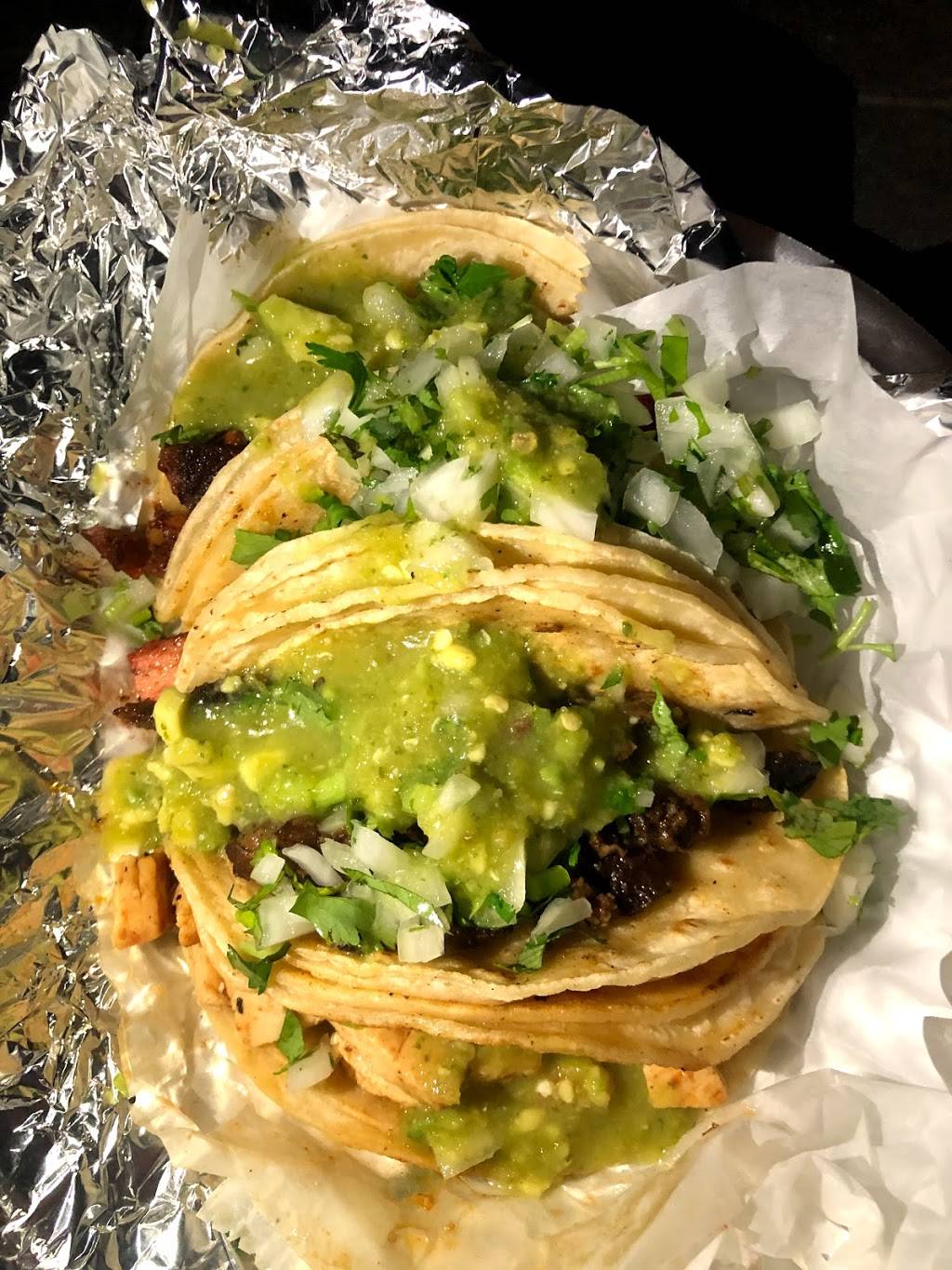 Taqueria El Taconazo | restaurant | 7750 Long Point Rd, Houston, TX 77055, USA | 3467772203 OR +1 346-777-2203