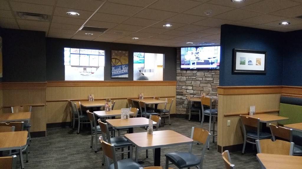 Culvers | restaurant | 92 E Auburn Rd, Rochester Hills, MI 48307, USA | 2482932200 OR +1 248-293-2200