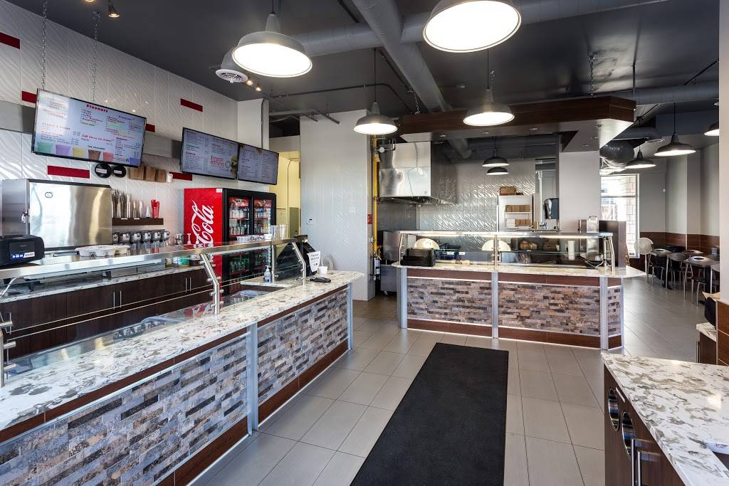 Burgers and Shakes | restaurant | 220 Kennevale Dr, Ottawa, ON K2J 6B6, Canada | 6134404005 OR +1 613-440-4005