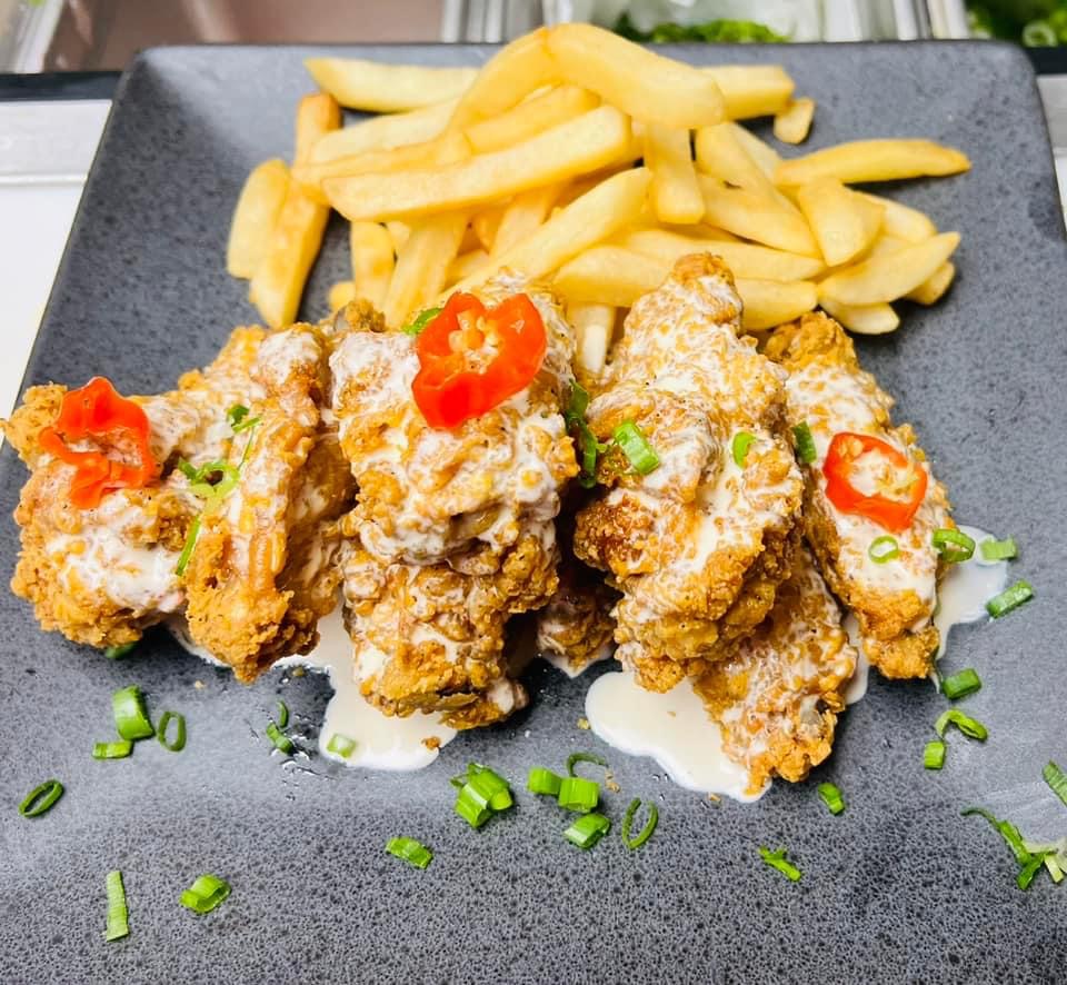 Doña Sazón | restaurant | 13813 Foulger Square, Woodbridge, VA 22192, USA | 5712855749 OR +1 571-285-5749