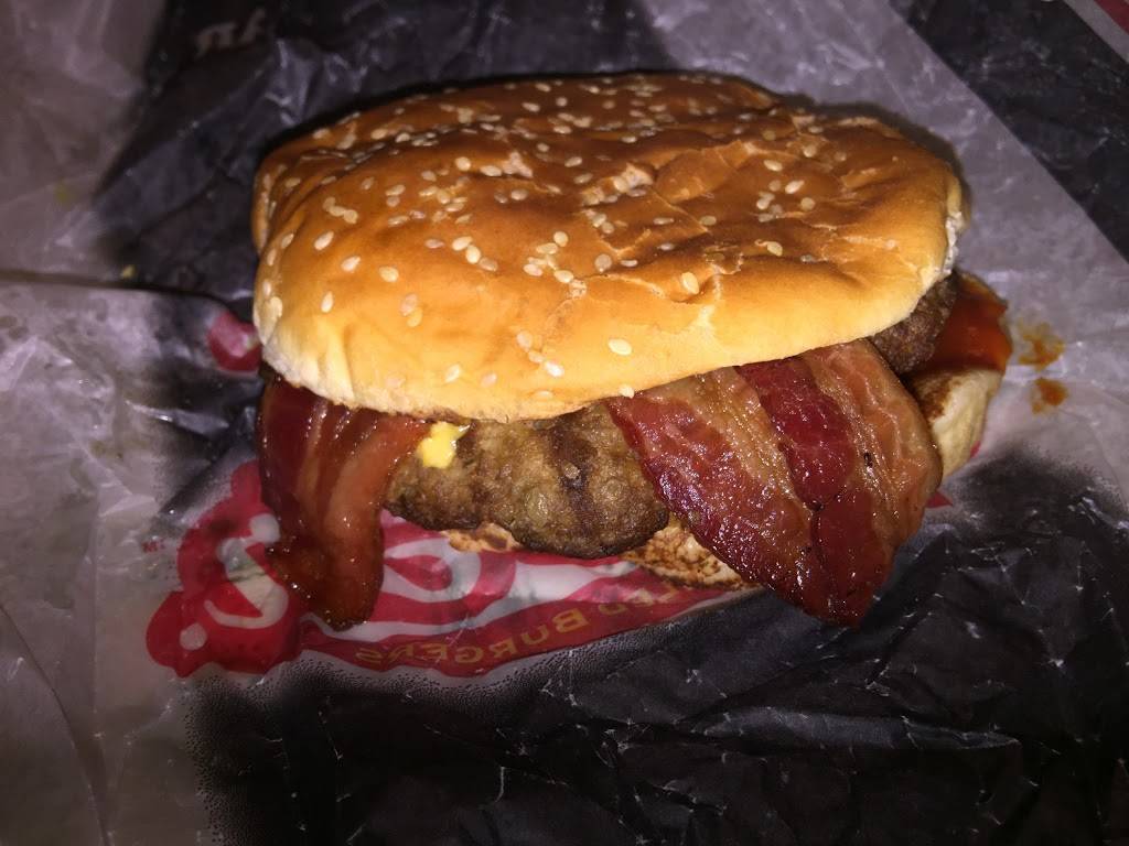 Carls Jr. | meal takeaway | 4282 Market Street, Riverside, CA 92501, USA | 9517840521 OR +1 951-784-0521