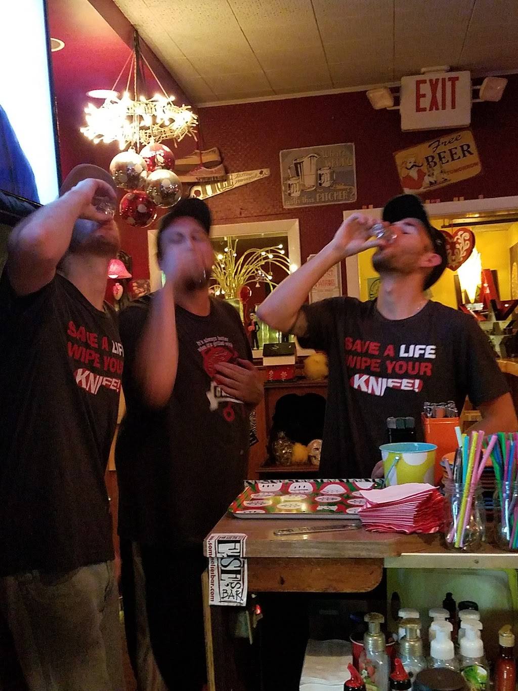 Someone Elses Bar | restaurant | 3841 Willow Ave #1850, Castle Shannon, PA 15234, USA | 4123434332 OR +1 412-343-4332